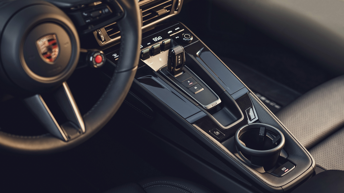Porsche 911 Carrera — photo 4